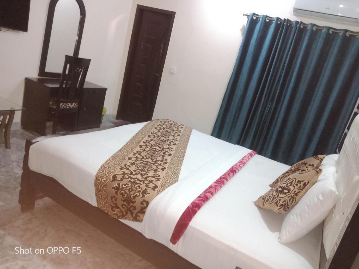 Hotel Park View Лахор Екстер'єр фото